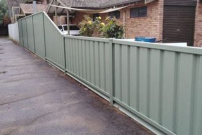 colorbond fence with sloped down to 1.2m height